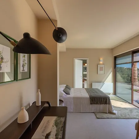 Altamira - Luxury Con Piscina A *